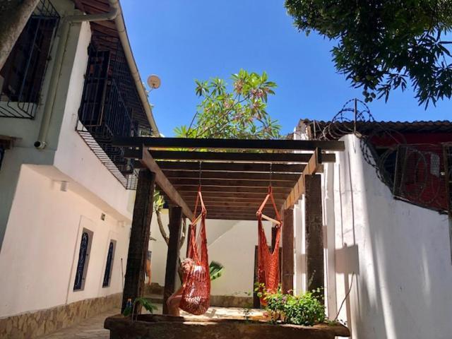Guest House & Art Gallery Olinda Luaran gambar