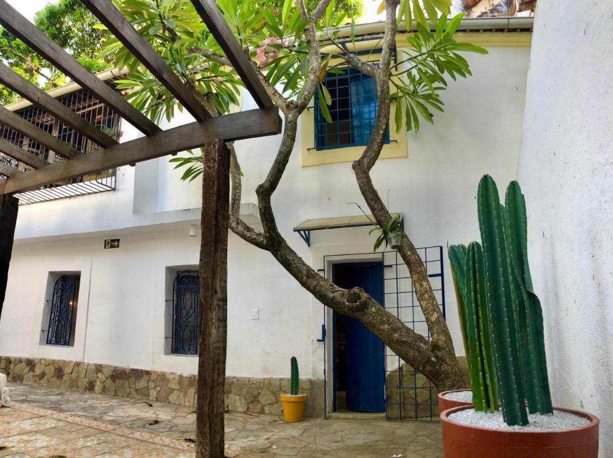 Guest House & Art Gallery Olinda Luaran gambar